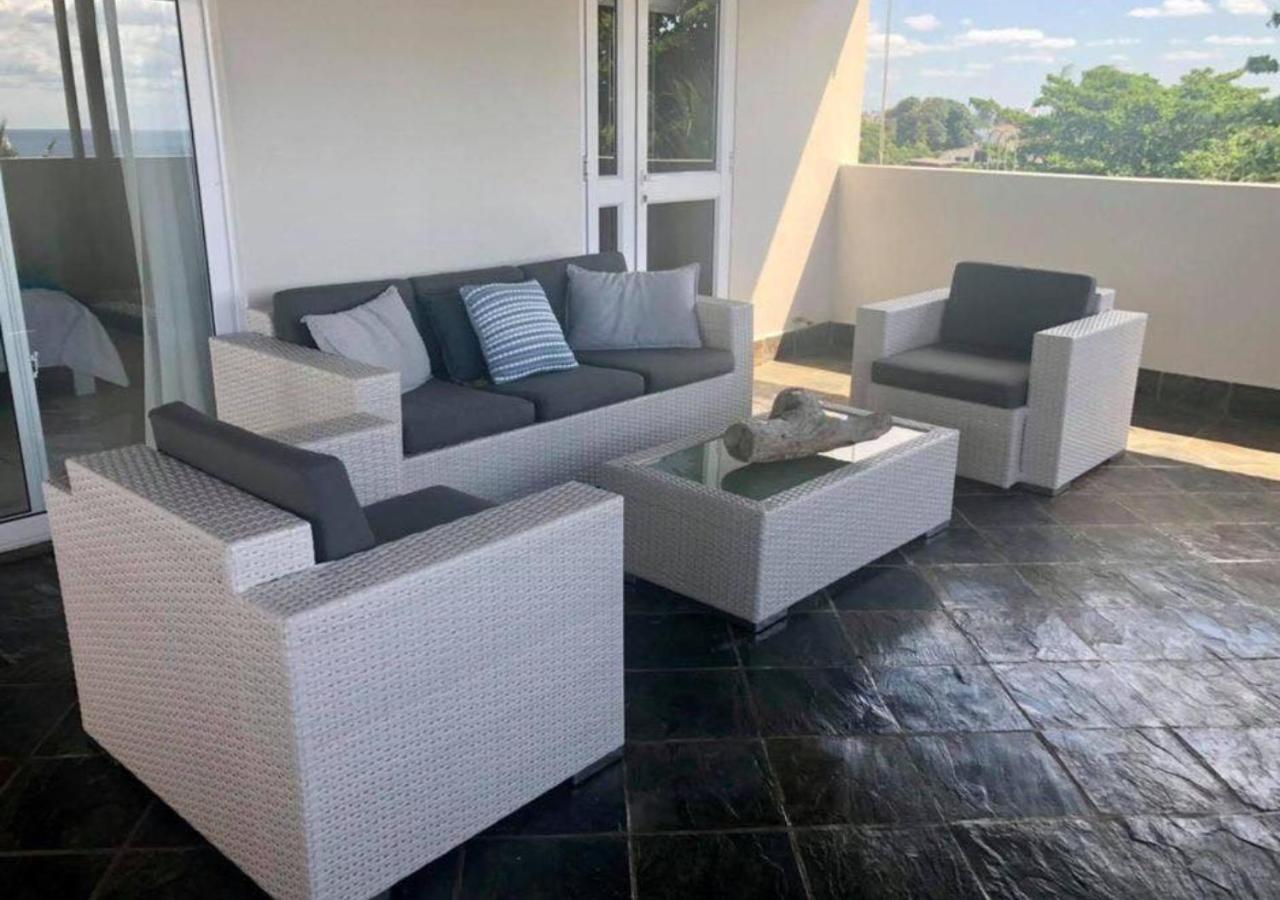 Frangipanier 2 Bedrooms Sea View Penthouse Trou aux Biches Exterior foto